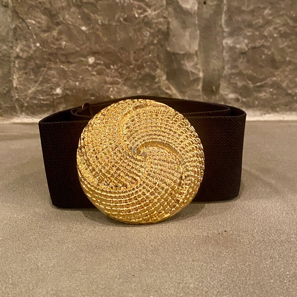 1980's Grain Leather Waist Belt with Gold Buckle