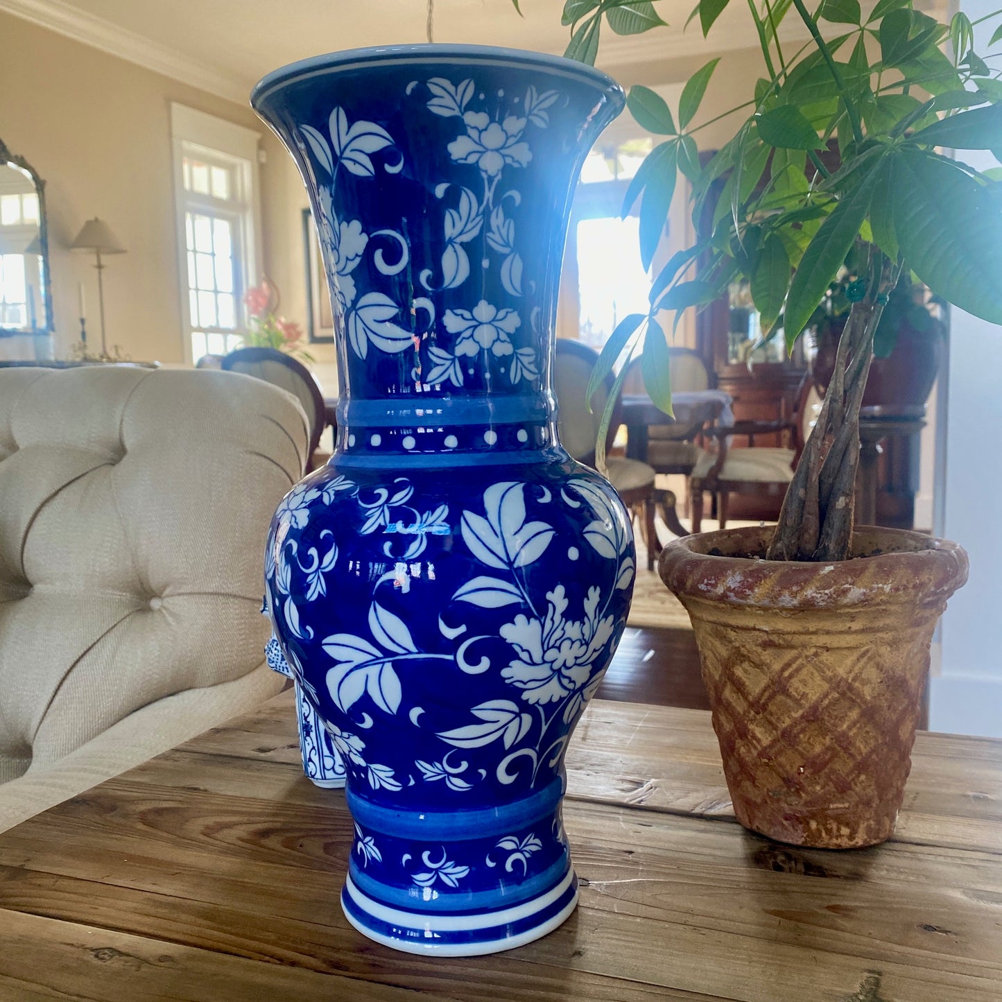 Large Blue and White Jardiniere Motif Vase
