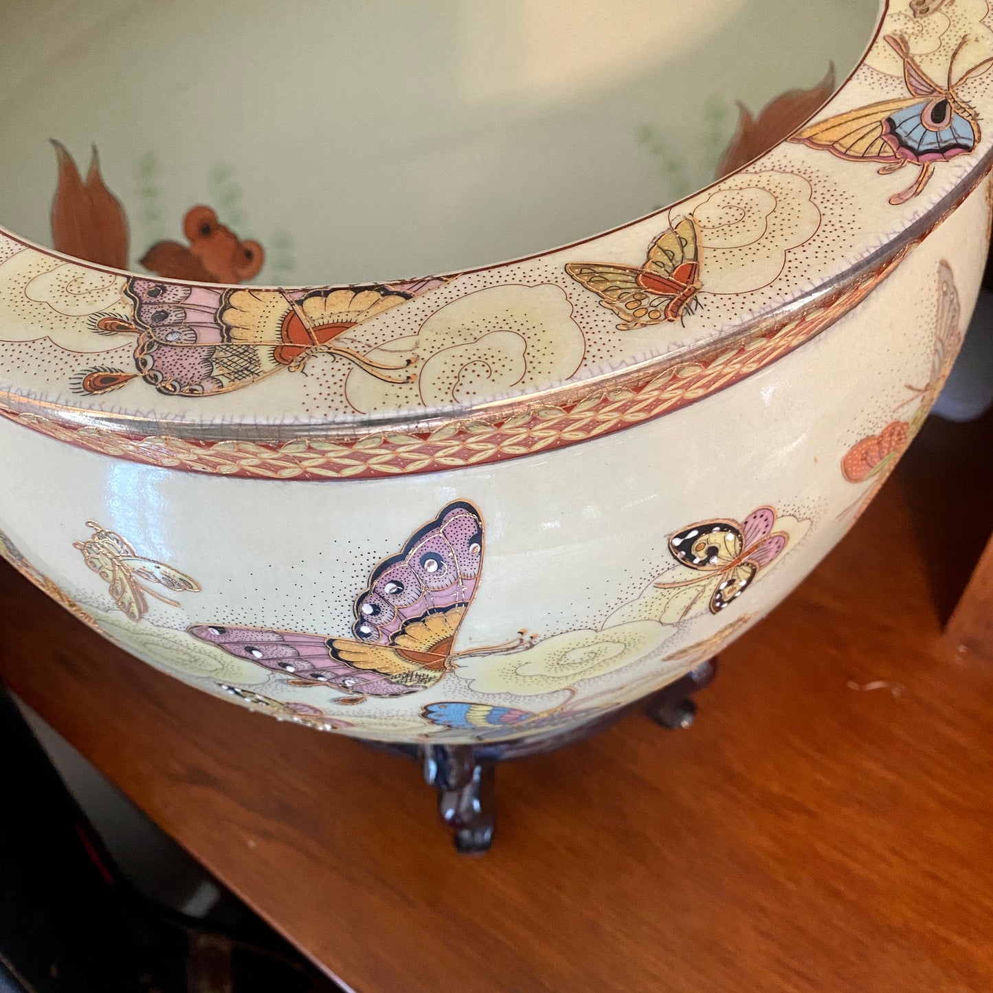 Chinese Porcelain Enamel Butterfly Motif Jardiniere Planter